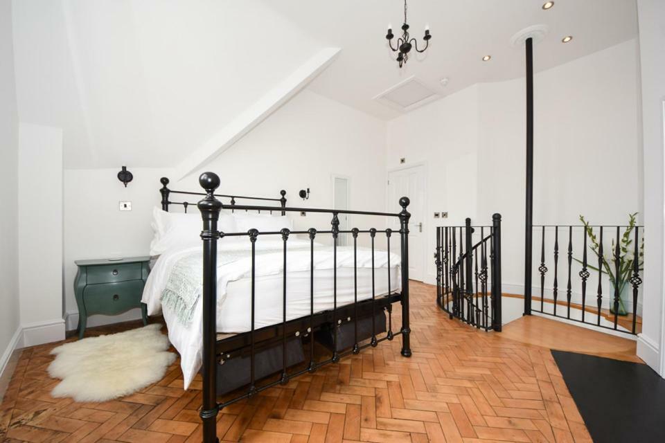 Warwick Post Office Apartment Екстериор снимка